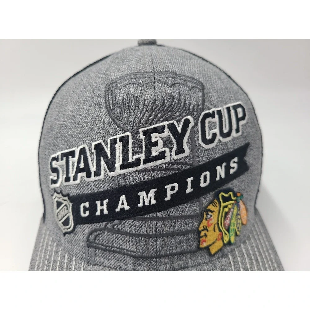 Chicago Blackhawks 2013 Stanley Cup Champions Mesh Snapback (Fits Small) Hat Cap